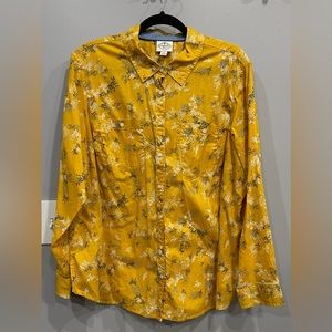 St. John’s Bay women’s button down, light weight  (size 2X) New, 100% cotton